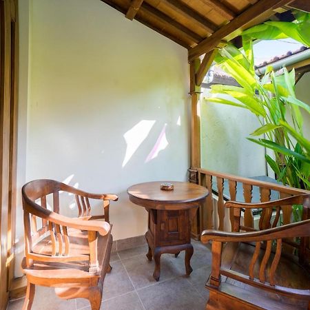 Red Gong Hotel Canggu  Exterior photo